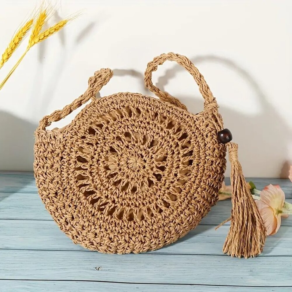 Straw Woven Bag Crossbody Purse Round Summer Beach Shoulder Bag Tassel NWOT